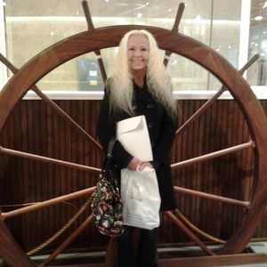 Meet your Posher, Sky